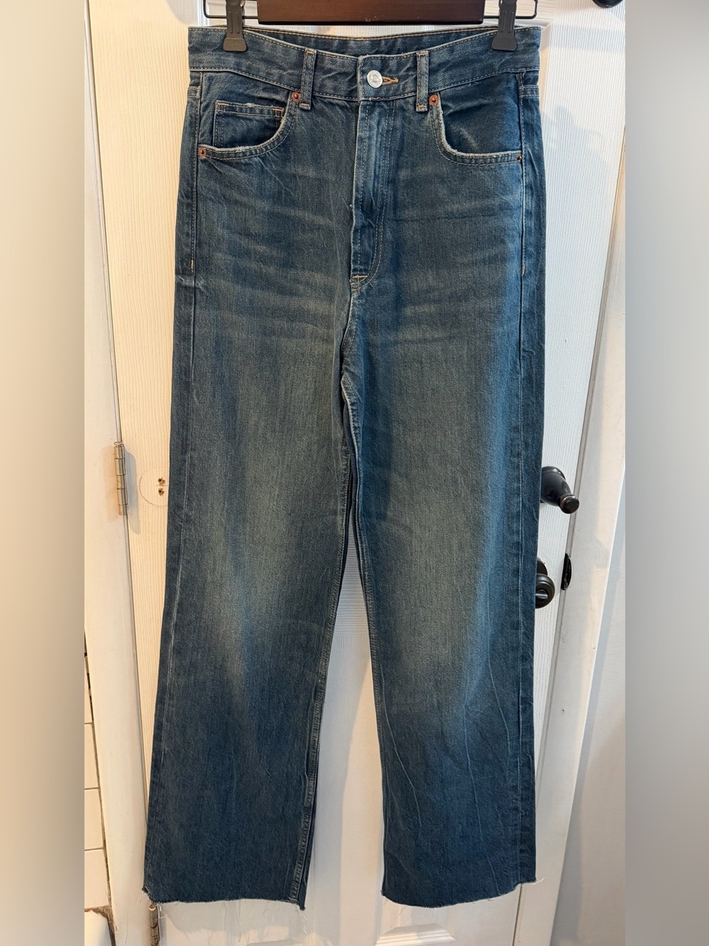 Zara High-Waisted Straight Wide-Leg Jeans in Blue Denim